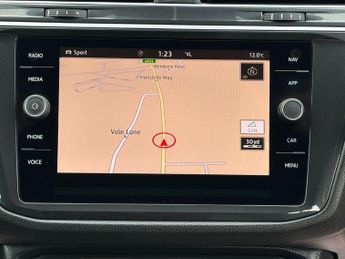 Volkswagen Tiguan 2.0 TDI Match DSG 4Motion Euro 6 (s/s) 5dr