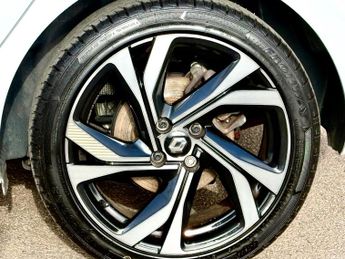 Renault Clio 1.6 E-TECH E-Tech engineered Auto Euro 6 (s/s) 5dr