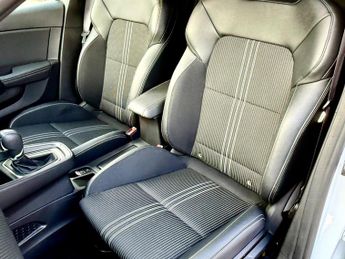 Renault Clio 1.6 E-TECH E-Tech engineered Auto Euro 6 (s/s) 5dr