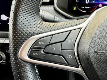 Renault Clio 1.6 E-TECH E-Tech engineered Auto Euro 6 (s/s) 5dr