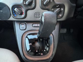 Fiat Panda 0.9 TwinAir Lounge Dualogic Euro 5 (s/s) 5dr