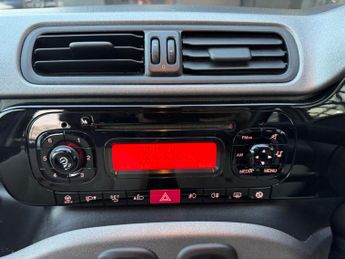 Fiat Panda 0.9 TwinAir Lounge Dualogic Euro 5 (s/s) 5dr