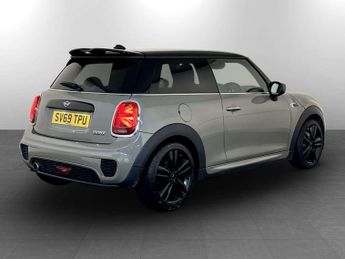 MINI Hatch 1.5 Cooper Sport Hatchback 3dr Petrol Manual Euro 6 (s/s) (136 p