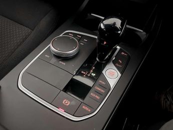 BMW 1 Series 1.5 118i SE (LCP) Hatchback 5dr Petrol DCT Euro 6 (s/s) (136 ps)