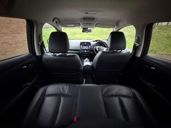 Nissan Leaf 24kWh Tekna Auto 5dr