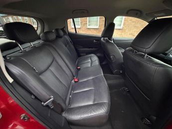 Nissan Leaf 24kWh Tekna Auto 5dr