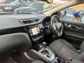 Nissan Qashqai 1.2 DIG-T n-tec XTRON 2WD Euro 6 (s/s) 5dr