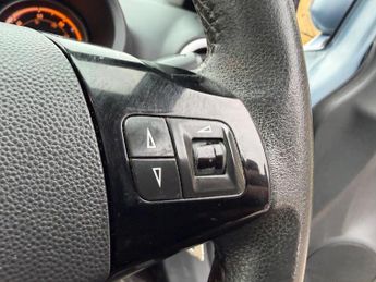 Vauxhall Corsa 1.4i 16v Design 5dr (a/c)