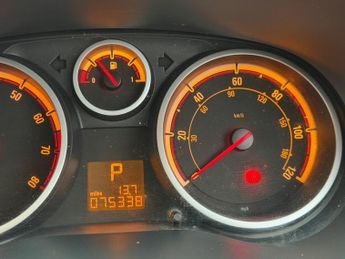 Vauxhall Corsa 1.4i 16v Design 5dr (a/c)