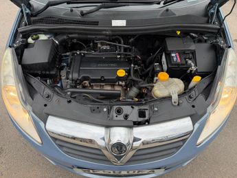 Vauxhall Corsa 1.4i 16v Design 5dr (a/c)