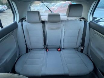 Volkswagen Golf 1.6 FSI SE 5dr