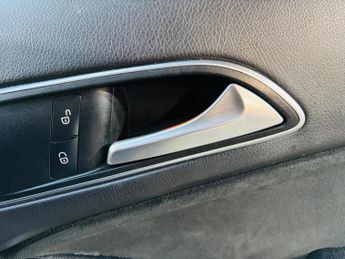 Mercedes-Benz GLA 2.1 GLA200d AMG Line (Executive) 7G-DCT Euro 6 (s/s) 5dr