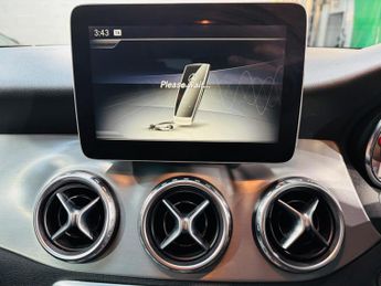 Mercedes-Benz GLA 2.1 GLA200d AMG Line (Executive) 7G-DCT Euro 6 (s/s) 5dr