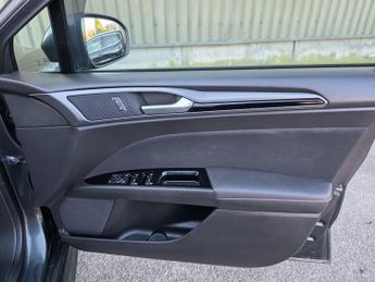 Ford Mondeo 2.0 TDCi ST-Line Powershift Euro 6 (s/s) 5dr