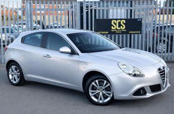 Alfa Romeo Giulietta 2.0 JTDM-2 Lusso Euro 5 (s/s) 5dr