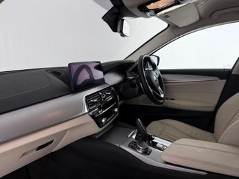 BMW 5 Series 2.0 520d MHT SE Touring Steptronic Euro 6 (s/s) 5dr