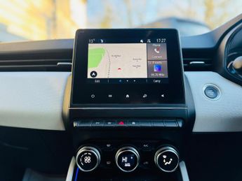 Renault Clio 1.6 E-TECH Techno Auto Euro 6 (s/s) 5dr