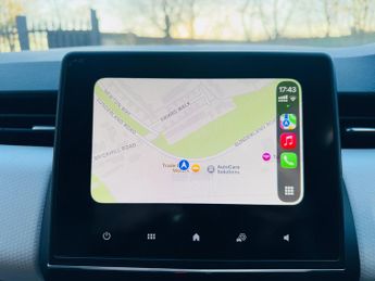 Renault Clio 1.6 E-TECH Techno Auto Euro 6 (s/s) 5dr