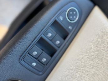 Renault Clio 1.6 E-TECH Techno Auto Euro 6 (s/s) 5dr