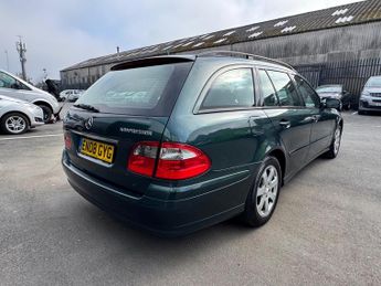 Mercedes-Benz E Class 1.8 E200 Kompressor Classic 5dr