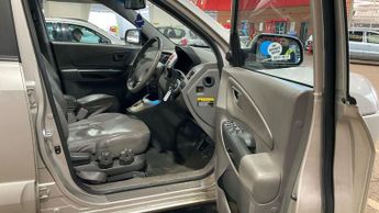 Hyundai TUCSON 2.0 CRTD CDX 4WD 5dr