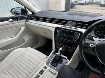 Volkswagen Passat 2.0 TDI BlueMotion Tech GT DSG Euro 6 (s/s) 5dr