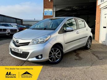 Toyota Yaris 1.33 Dual VVT-i Icon Plus Euro 5 5dr
