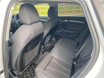 Audi A3 1.8 TFSI Sport Sportback 5dr Petrol S Tronic quattro Euro 6 (s/s