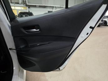 Toyota Corolla 1.8 VVT-h Icon Tech CVT Euro 6 (s/s) 5dr