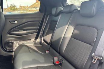 Nissan Juke 1.6 Hybrid N-Connecta 5dr Auto