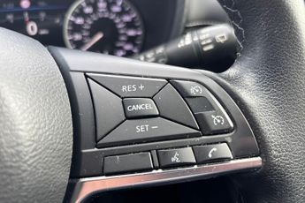 Nissan Juke 1.6 Hybrid N-Connecta 5dr Auto