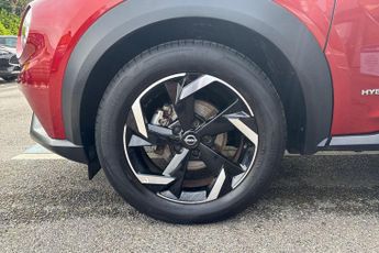 Nissan Juke 1.6 Hybrid N-Connecta 5dr Auto