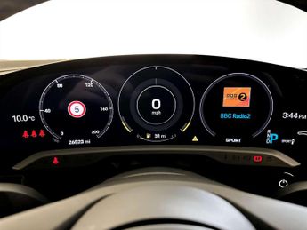 Porsche Taycan Performance Plus 93.4kWh Saloon 4dr Electric Auto RWD (476 ps)