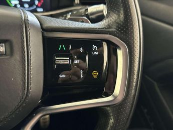 Land Rover Range Rover Evoque 1.5 P300e 12.2kWh R-Dynamic HSE SUV 5dr Petrol Plug-in Hybrid Au