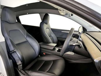 Tesla Model Y SUV 5dr Electric Auto RWD (346 ps)