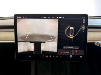 Tesla Model Y SUV 5dr Electric Auto RWD (346 ps)