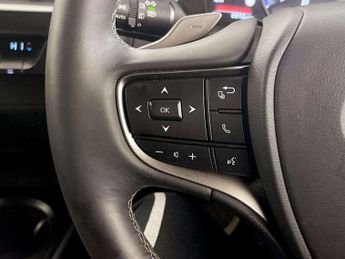 Lexus UX 300e 54.3kWh SUV 5dr Electric Auto (204 ps)