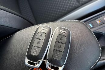 Nissan Juke 1.6 Hybrid (143ps) N-Connecta