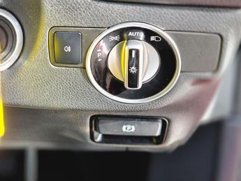 Mercedes-Benz CLA 1.6 CLA180 AMG Sport Coupe 7G-DCT Euro 6 (s/s) 4dr