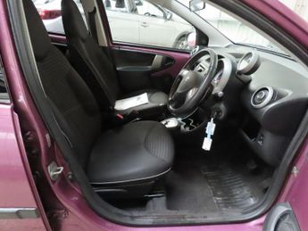 Peugeot 107 1.0 12V Allure 2 Tronic Euro 5 5dr