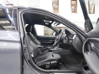 BMW 3 Series 2.0 320d M Sport Auto xDrive Euro 5 (s/s) 4dr