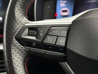 SEAT Leon 1.5 eTSI MHEV FR First Edition DSG Euro 6 (s/s) 5dr