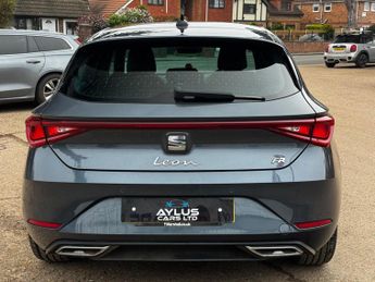SEAT Leon 1.5 eTSI MHEV FR First Edition DSG Euro 6 (s/s) 5dr
