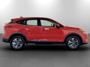 Nissan Qashqai 1.3 DIG-T MHEV Acenta Premium SUV 5dr Petrol Hybrid Manual Euro 