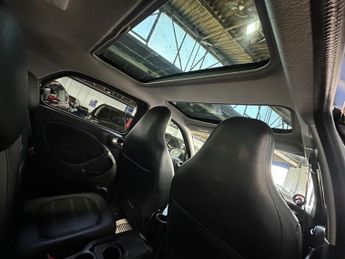 Smart forfour 17.6kWh Exclusive Hatchback 5dr Electric Auto (22kW Charger) (82