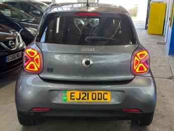 Smart forfour 17.6kWh Exclusive Hatchback 5dr Electric Auto (22kW Charger) (82