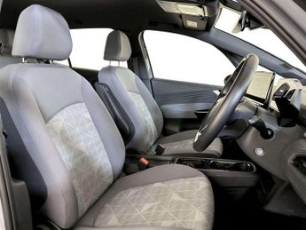 Volkswagen ID.3 Pro Performance 58kWh Life Hatchback 5dr Electric Auto (204 ps)