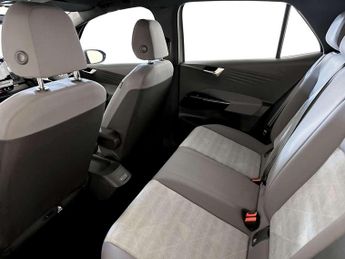 Volkswagen ID.3 Pro Performance 58kWh Life Hatchback 5dr Electric Auto (204 ps)