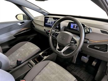 Volkswagen ID.3 Pro Performance 58kWh Life Hatchback 5dr Electric Auto (204 ps)