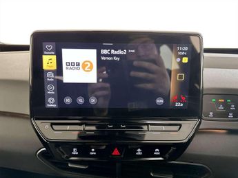 Volkswagen ID.3 Pro Performance 58kWh Life Hatchback 5dr Electric Auto (204 ps)